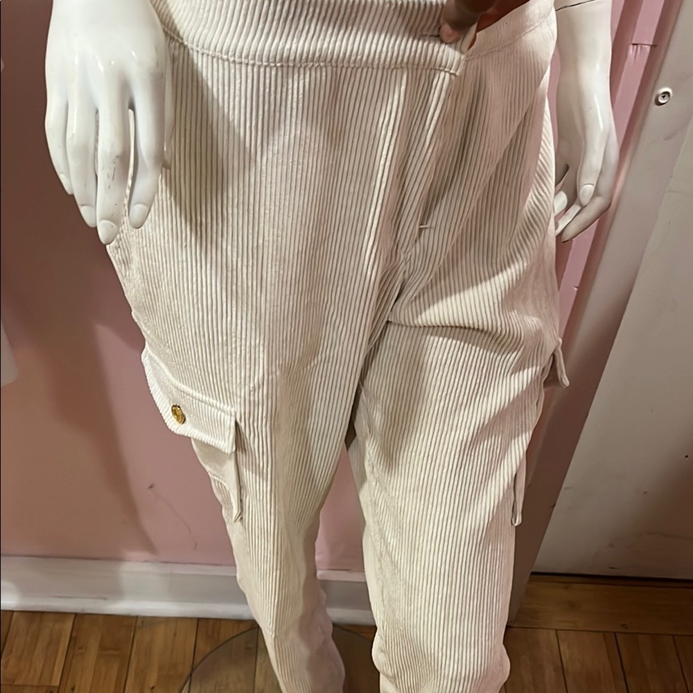 Vilagallo. Cream Corduroy‎ Cargo Pants